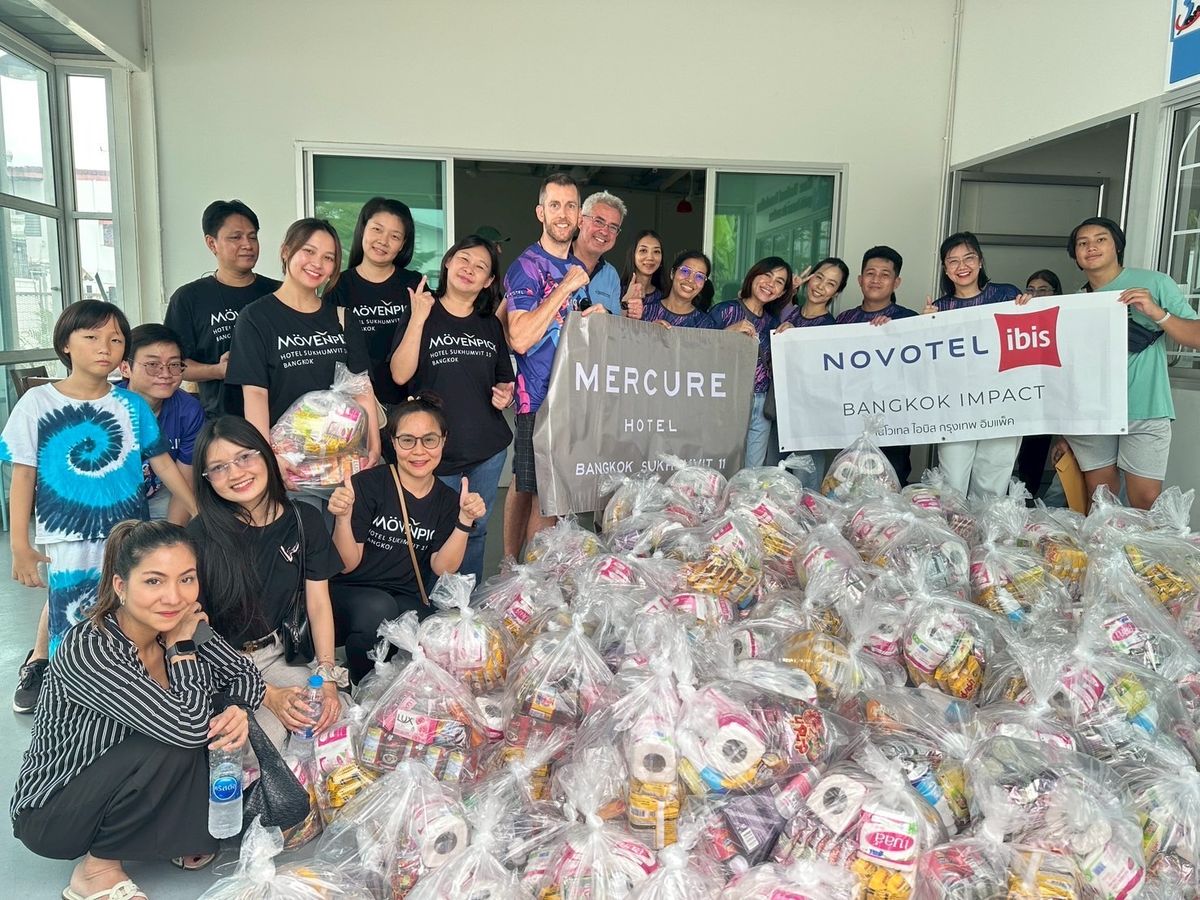 ร่วมกับโรงแรมในเครือ Accor แพ็กถุงยังชีพ