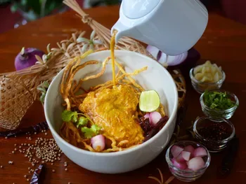 Khao Soi Gai Northern Thai Coconut Curry Noodle Soup With Chicken