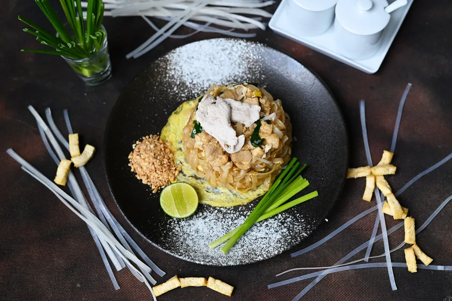 Phad Thai Chicken