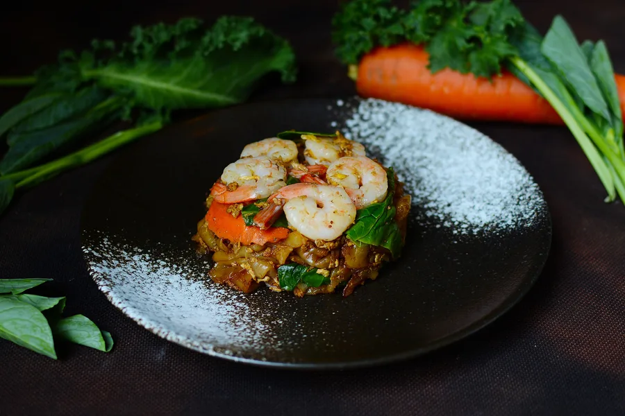 Shrimp Stir-fried Noodle with Soy Sauce