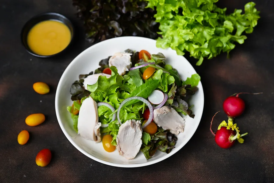 Classic Salad Chicken